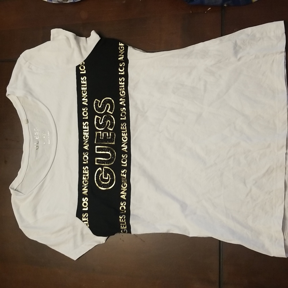 Guess t shirt